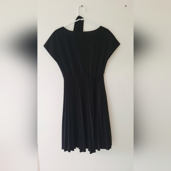 Black Pleated Dress - Picture 8 of 9